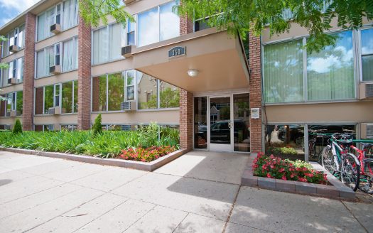 Ann arbor Apartments 350 Thompson