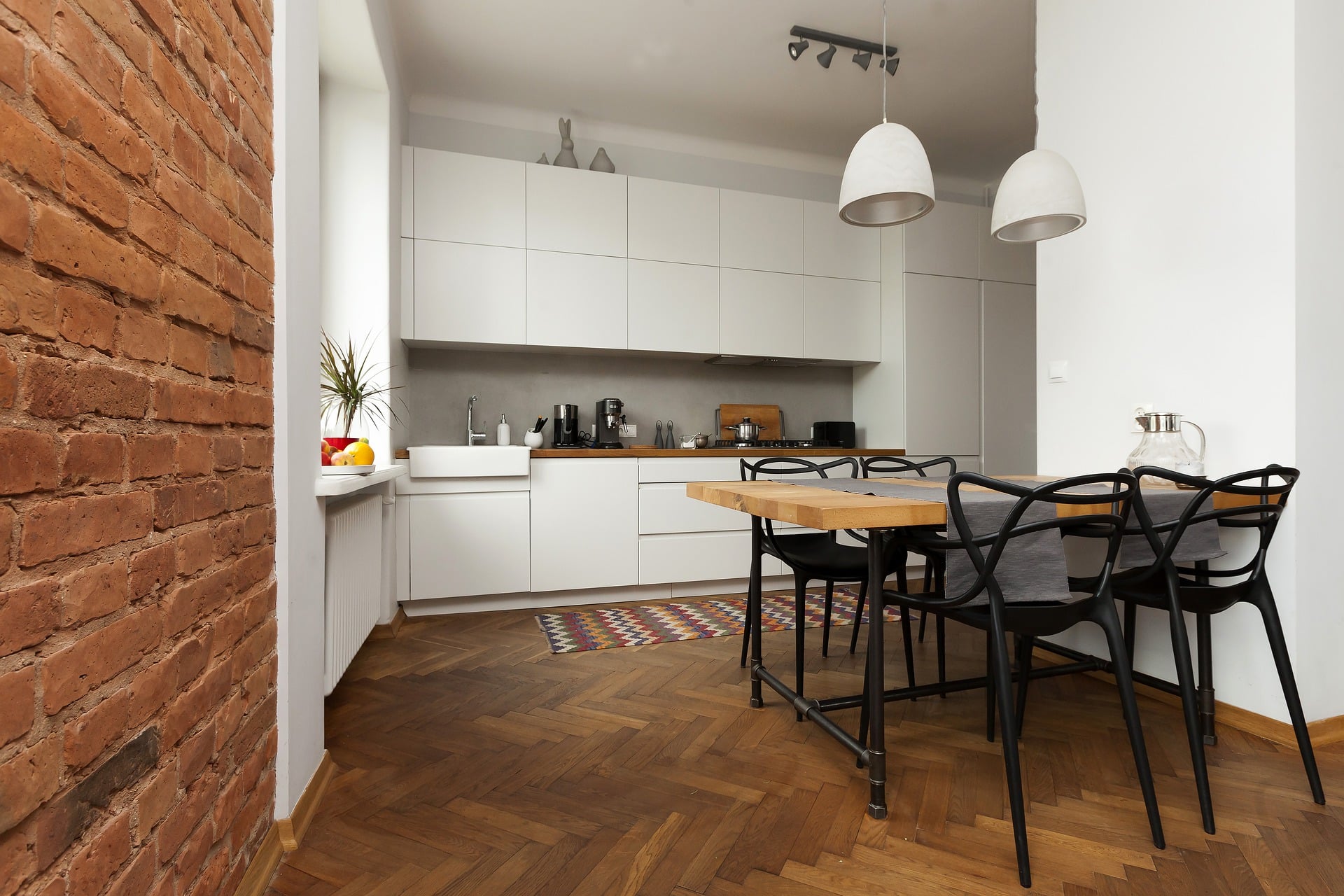 Best Ways to Maximize Space in a Studio- Ann Arbor Apartments managed by CMB