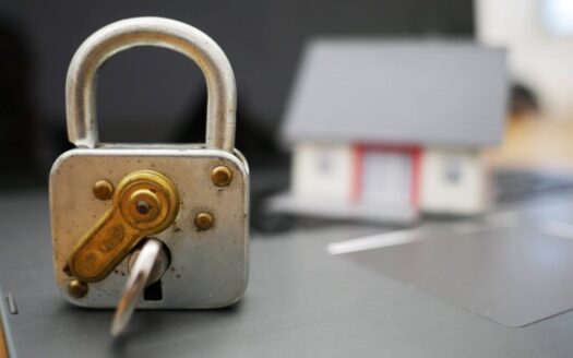 what should you know before signing a rental lease agreement- Ann Arbor Apartments managed by CMB